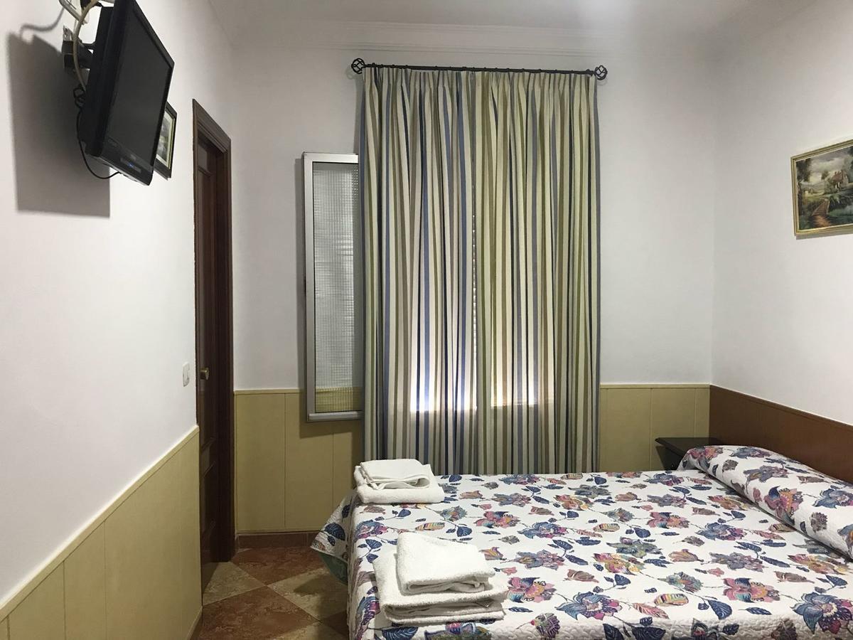 مايرينا ديل ألكور Hostal Bar San Pedro المظهر الخارجي الصورة