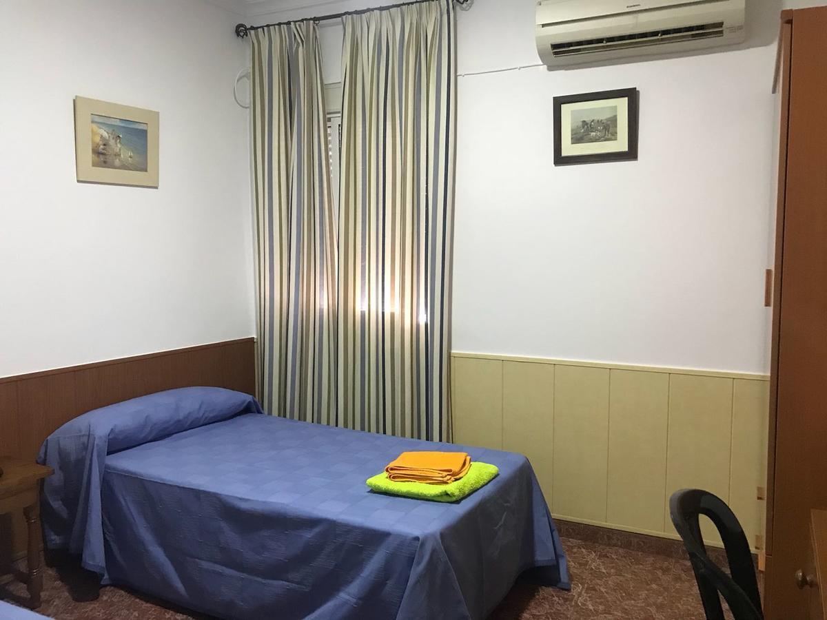 مايرينا ديل ألكور Hostal Bar San Pedro المظهر الخارجي الصورة