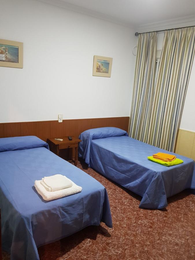 مايرينا ديل ألكور Hostal Bar San Pedro المظهر الخارجي الصورة