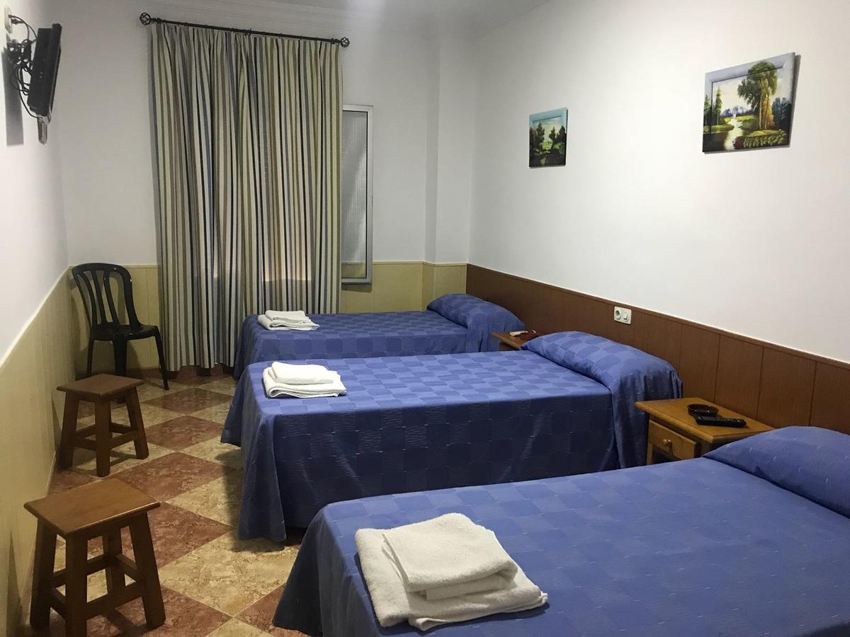 مايرينا ديل ألكور Hostal Bar San Pedro المظهر الخارجي الصورة